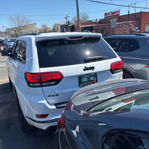JEEP GRAND CHEROKEE LIMITED X - 7
