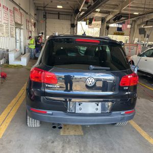 VOLKSWAGEN TIGUAN 2.0T WOLFSBURG EDITION - 7