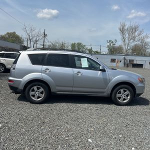 MITSUBISHI OUTLANDER ES - 10