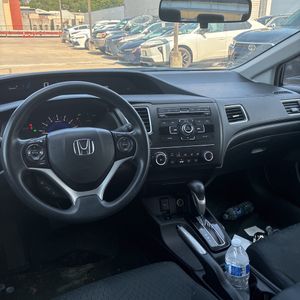 صورة مصغرة 34 لـ 2015 Honda CIVIC LX