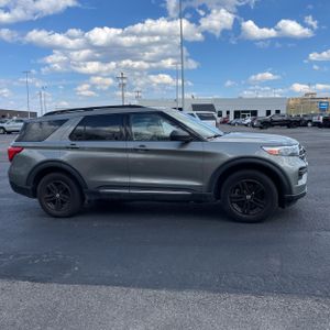 FORD EXPLORER XLT - 10