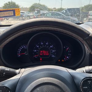 2015 KIA SOUL + — миниатюра 39