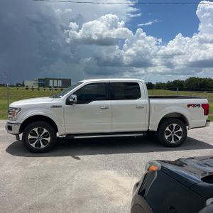 2018 FORD F-150 LARIAT photo 3