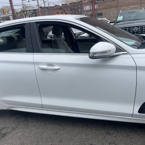 GENESIS G70 2.0T - 10