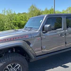JEEP GLADIATOR MOJAVE X 4X4 - 2