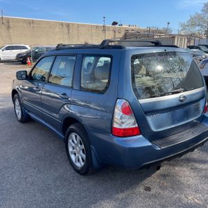 SUBARU FORESTER X - 5