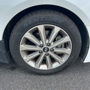 صورة مصغرة 20 لـ 2017 Hyundai SONATA LIMITED