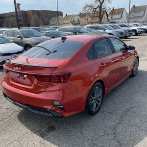 KIA FORTE GT-LINE - 8