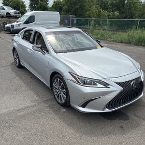 صورة مصغرة 12 لـ 2019 Lexus ES 300H BASE