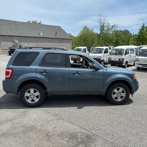 FORD ESCAPE XLT - 10