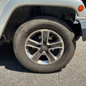 2011 JEEP WRANGLER UNLIMITED SAHARA 照片 20