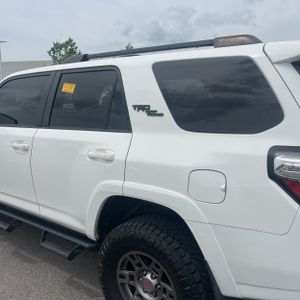 TOYOTA 4RUNNER - 6