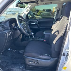 صورة 32 لـ 2020 Toyota 4RUNNER TRD PRO