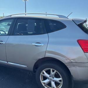 2011 Nissan ROGUE SV photo 6