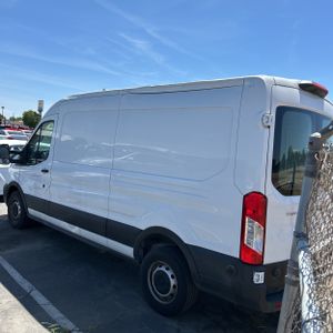 FORD TRANSIT 250 - 5