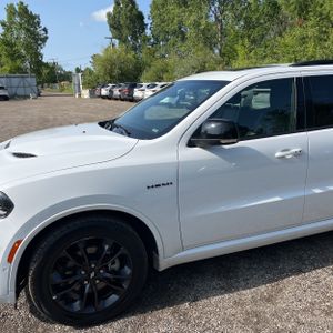 2025 Dodge DURANGO R/T 照片 2
