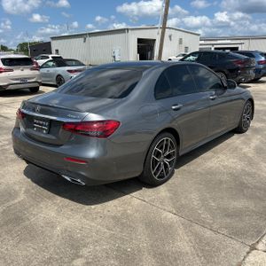 MERCEDES-BENZ E-CLASS - 8