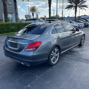 MERCEDES-BENZ C-CLASS - 8