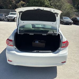 2011 Toyota COROLLA LE — миниатюра 39