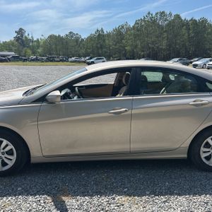 HYUNDAI SONATA GLS - 4