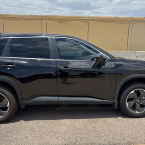 صورة مصغرة 11 لـ 2024 Nissan ROGUE SV