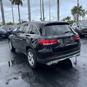 Mercedes-Benz GLC 300 - 5