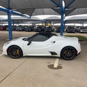 ALFA ROMEO 4C SPIDER - 3