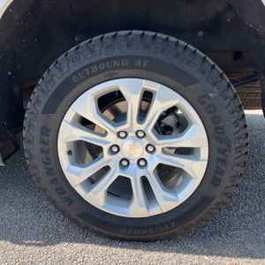 2025 Chevrolet SILVERADO 1500 LTZ — миниатюра 18