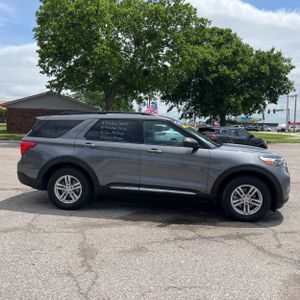 FORD EXPLORER XLT - 10