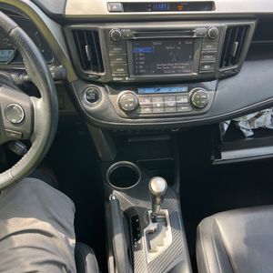 2015 Toyota RAV4 LIMITED — миниатюра 38