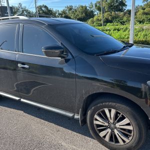 2017 Nissan PATHFINDER SV 照片 13