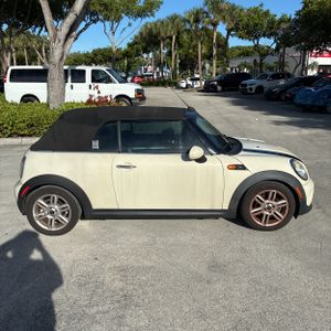 صورة 10 لـ 2015 MINI CONVERTIBLE COOPER