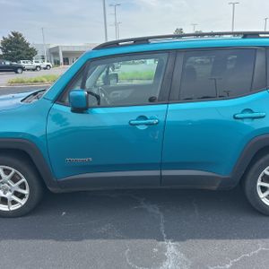 صورة 4 لـ 2020 JEEP RENEGADE LATITUDE