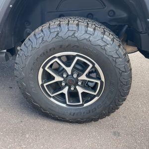 صورة مصغرة 17 لـ 2025 JEEP WRANGLER RUBICON