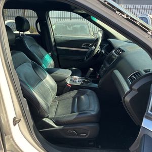 صورة مصغرة 33 لـ 2016 FORD EXPLORER XLT