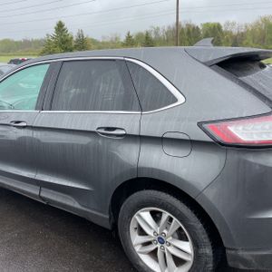 FORD EDGE SEL - 6