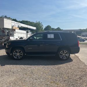 CHEVROLET TAHOE PREMIER - 3