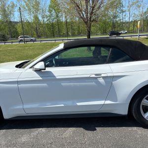 FORD MUSTANG ECOBOOST - 4