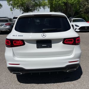 MERCEDES-BENZ GLC - 7