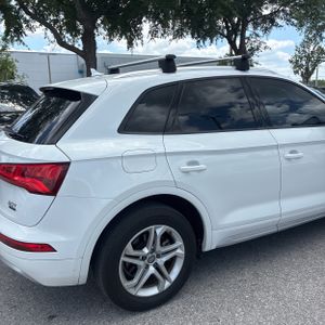 AUDI Q5 2.0T PREMIUM - 9