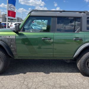 FORD BRONCO - 4