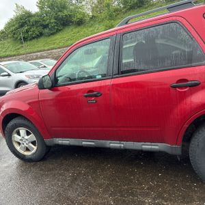 FORD ESCAPE XLT - 4