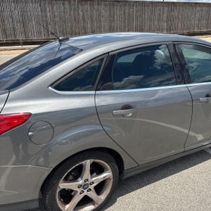 FORD FOCUS TITANIUM - 9