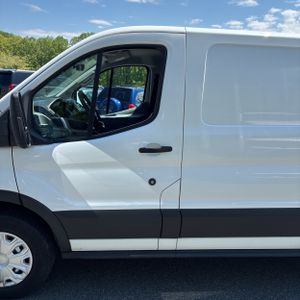 FORD TRANSIT 150 - 3