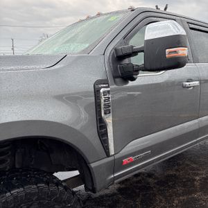 FORD F-250 SUPER DUTY LARIAT - 2