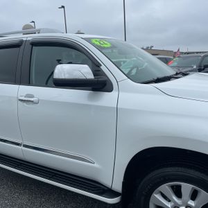 2022 Toyota SEQUOIA PLATINUM — миниатюра 13