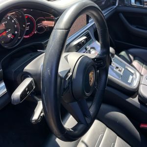 صورة 65 لـ 2022 Porsche PANAMERA GTS