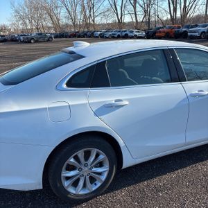 CHEVROLET MALIBU 1LT - 9