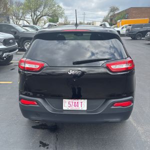 JEEP CHEROKEE LATITUDE PLUS - 7