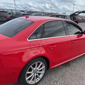 AUDI A4 2.0T PREMIUM - 9